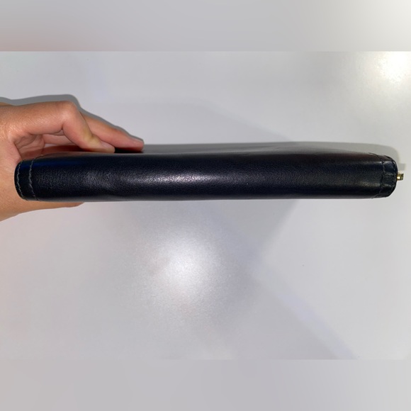 Prada soft leather zip up wallet in black (Nero) - Picture 3 of 13